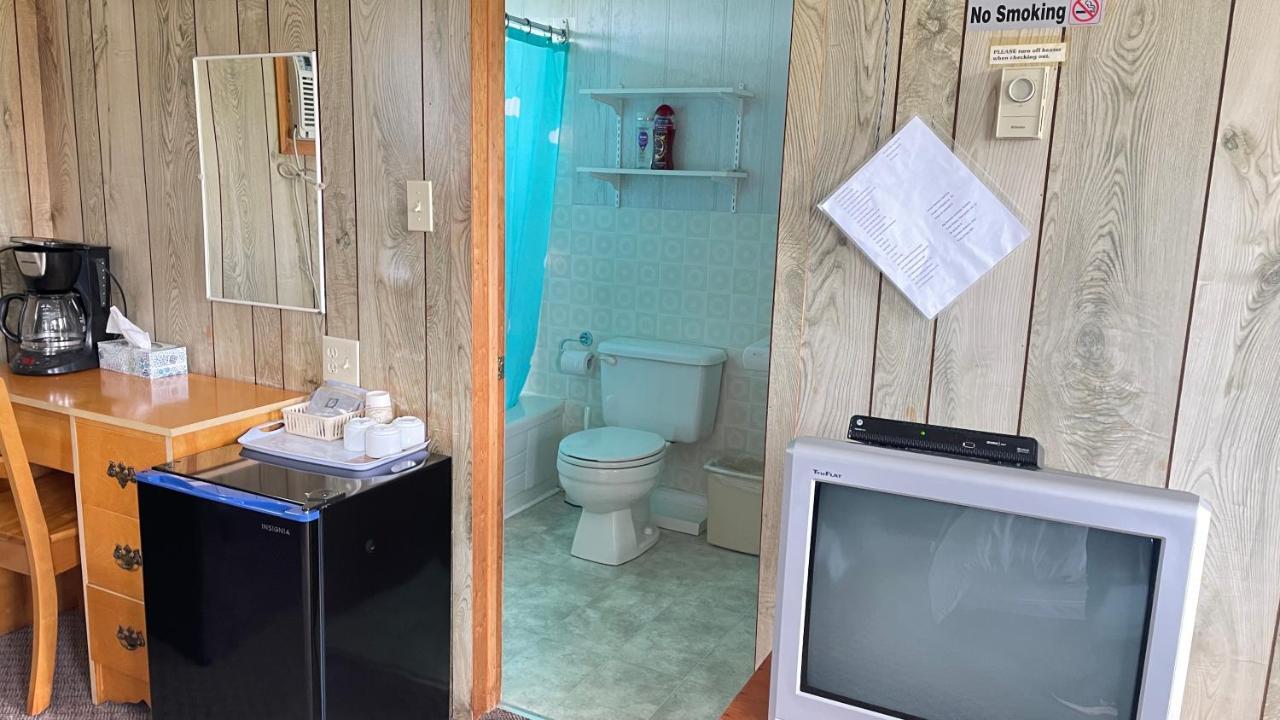 Rachel'S Motel And Cottages Surrey Ngoại thất bức ảnh